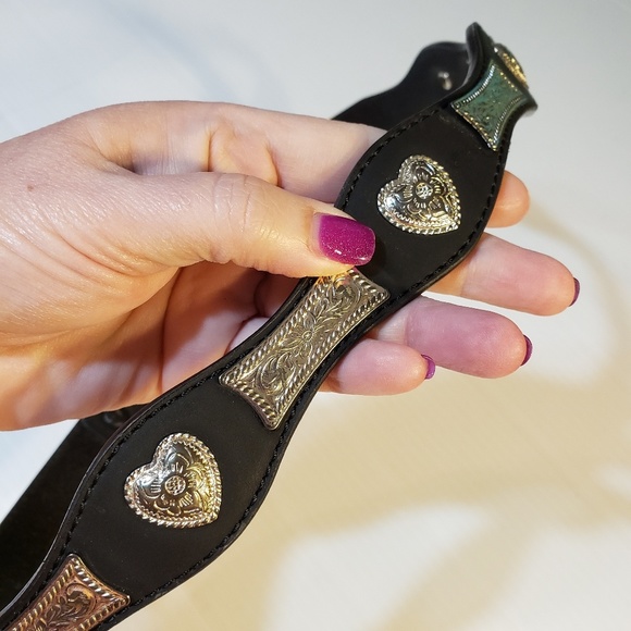 Vintage Accessories - 3D Black Leather Western Cowgirl Belt Conchos